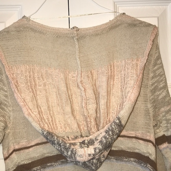 Clearance! NWOT Navajo Print Hooded Cardigan - Picture 4 of 5